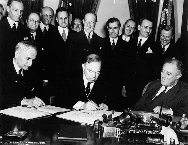 Prime Minister Mackenzie King - Canada's longest serving Prime Minister and Hartt Shoe Customer