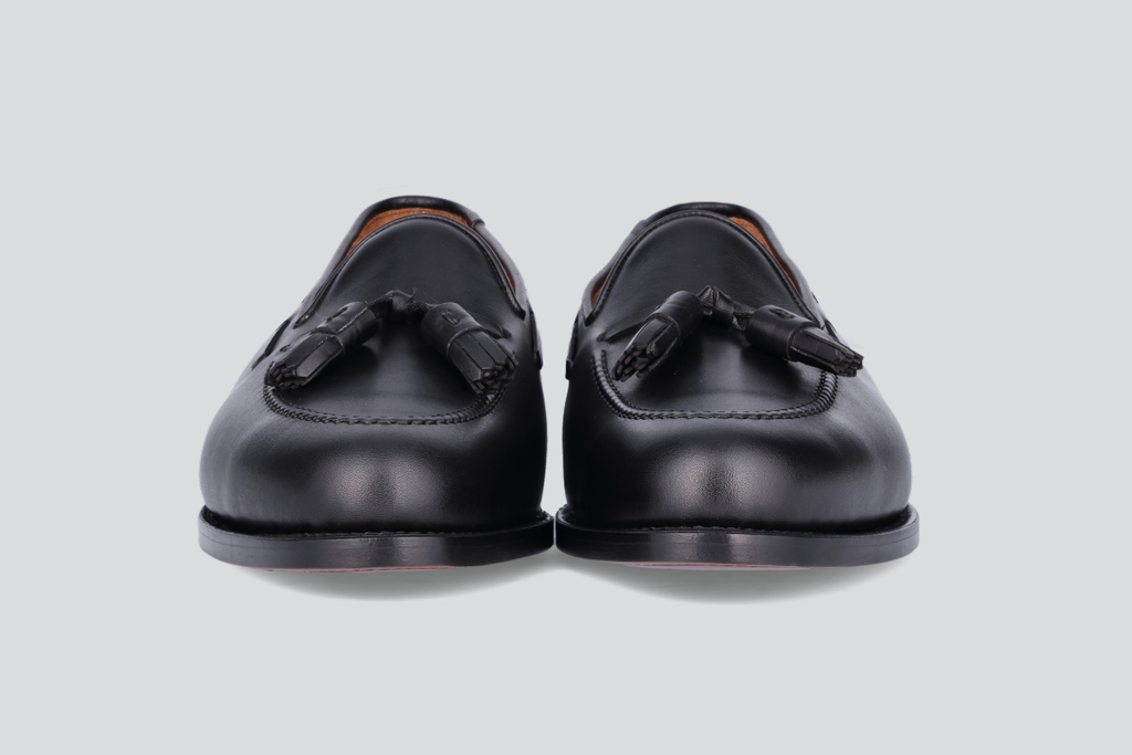 The front of black men's mckenna loafers from the Hartt Shoe Company