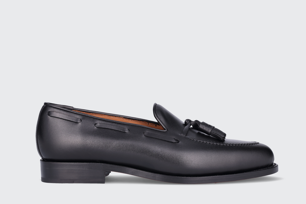 A black men's mckenna loafers from the Hartt Shoe Company