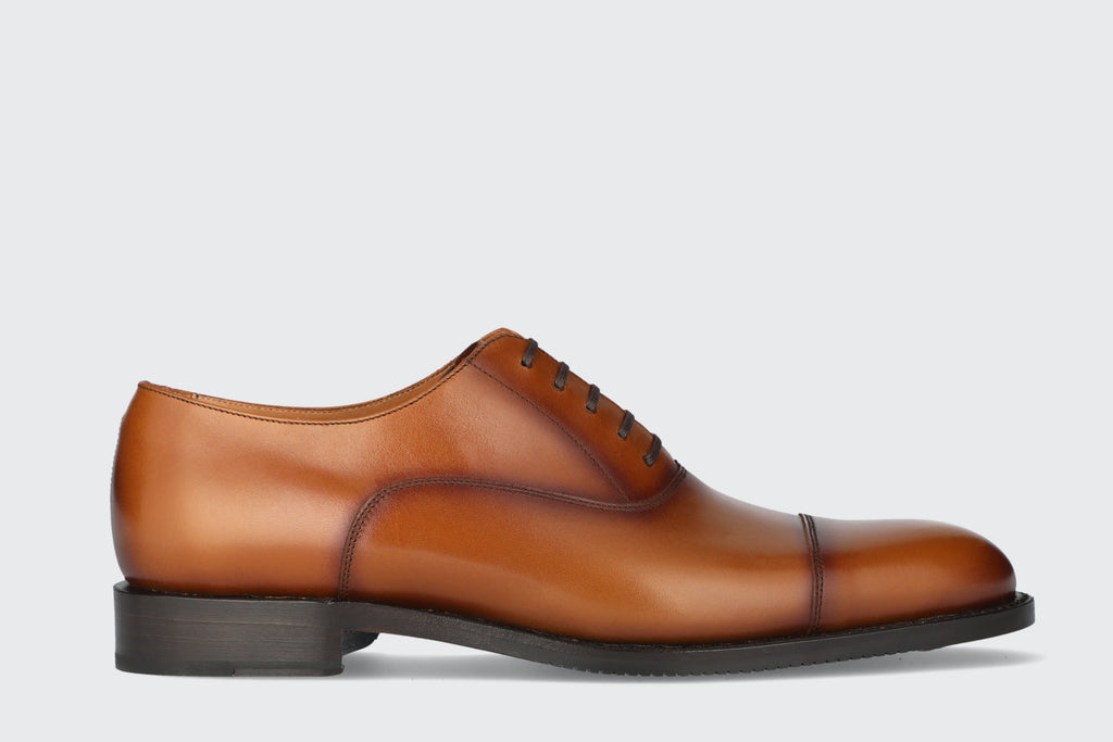 A brown men's dress shoe from the Hartt Shoe Company